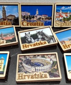 Magnet sa drvenim okvirom