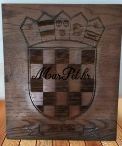 Natpis u dasci grb RH