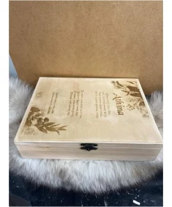 Gravura na personaliziranoj drvenoj kutiji Athina
